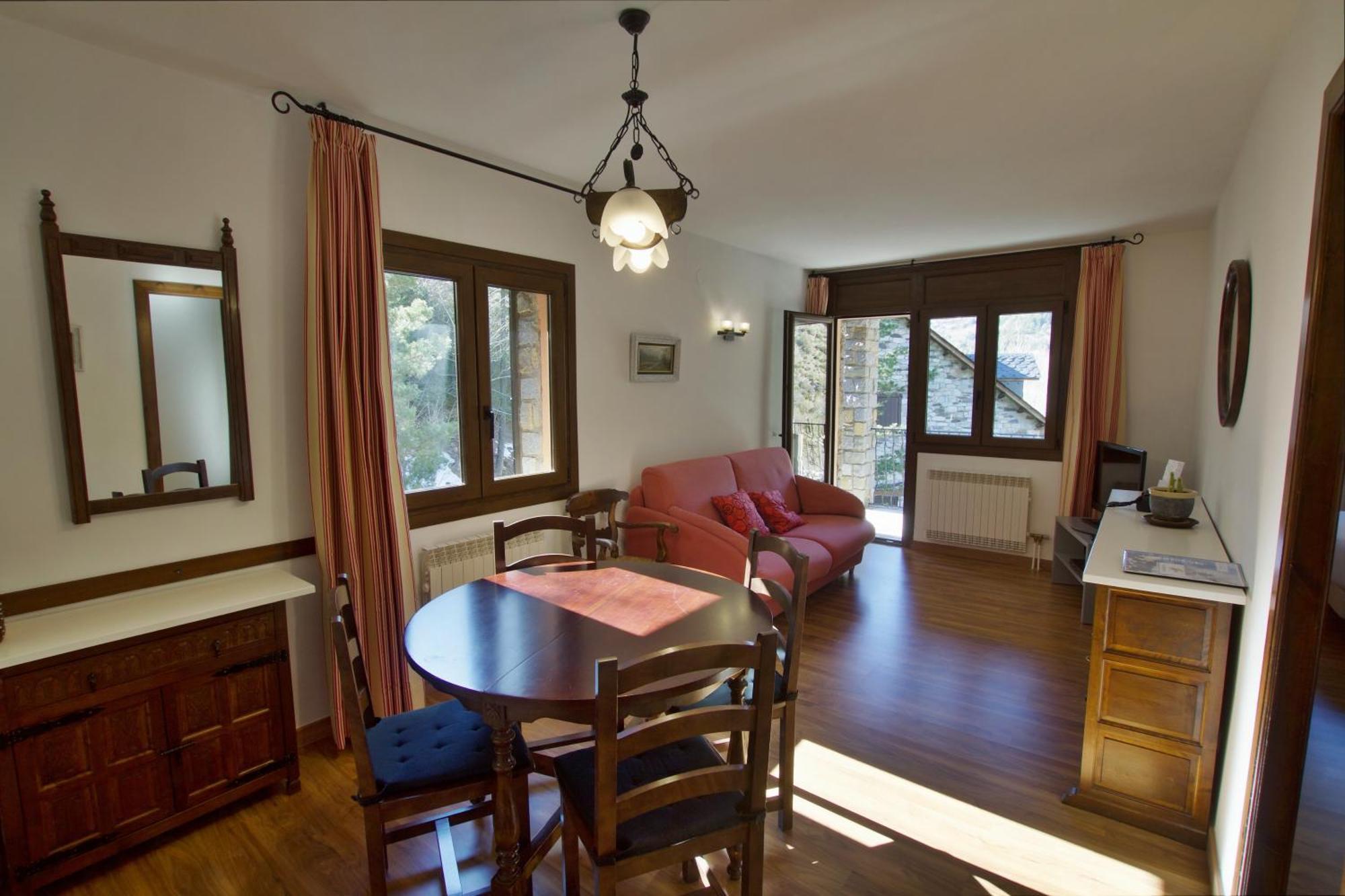 Apartaments La Peguera Bohí 외부 사진