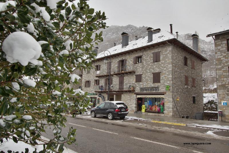 Apartaments La Peguera Bohí 외부 사진